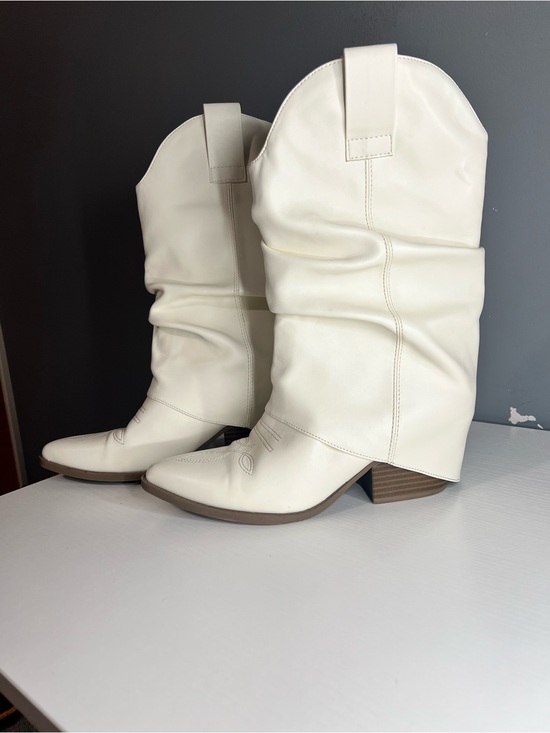 Indigo Rd Shoes - Indigo Rd Off-White Western Cowboy Boots 6.5M Mid-Calf